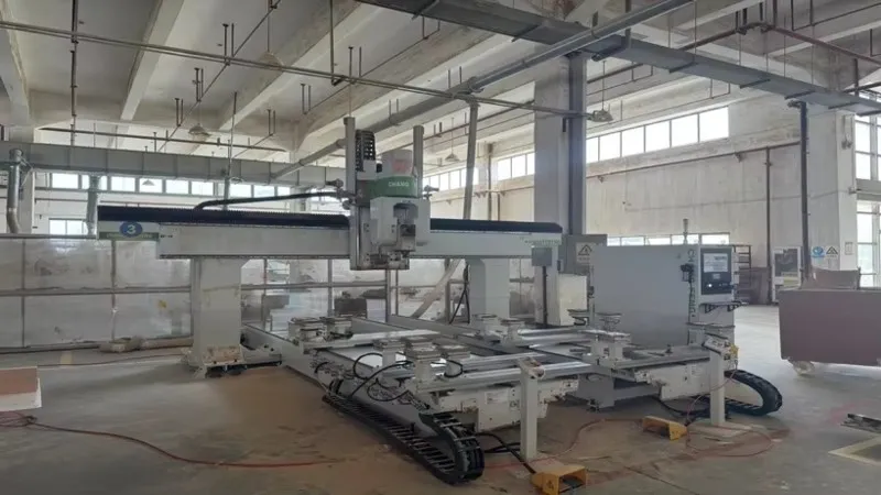 Five-axis Machining Center Five-axis Machining Center