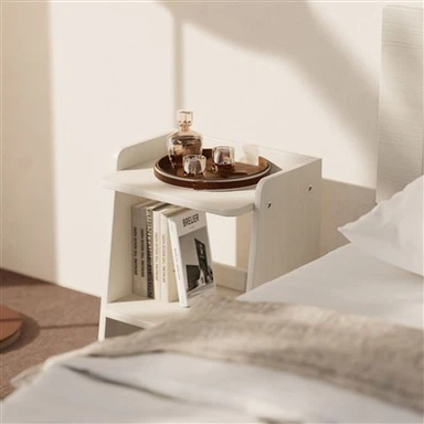 Table de chevet pour petite chambre