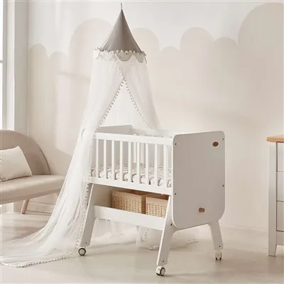 Berceau à bascule en bois